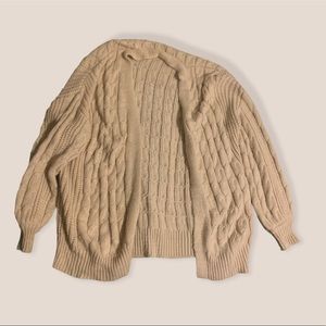 Cute and Chic cream cardigan!